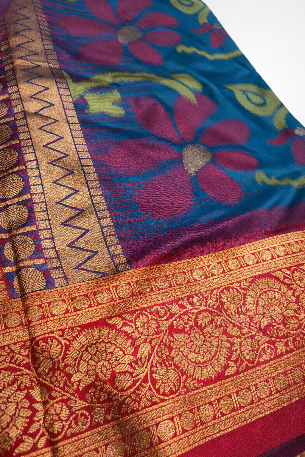 PI 07 Deep Teal & Pink Zari Floral Silk Saree