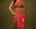 PIK-006 – Classic Brown & Red Pochampally Ikkat Silk Saree