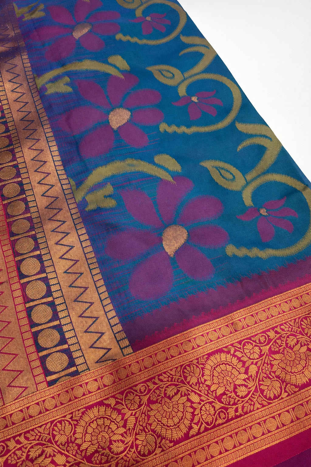 PI 05 Classic Teal & Red Zari Floral Silk Saree