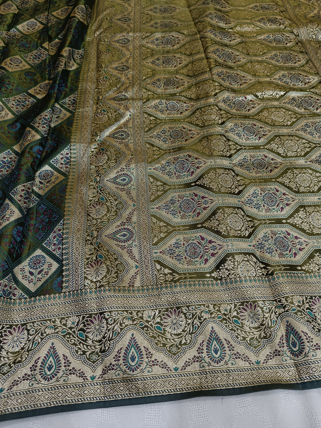 Emerald Green Banarasi Satin Silk Saree with Traditional Zari Detailing