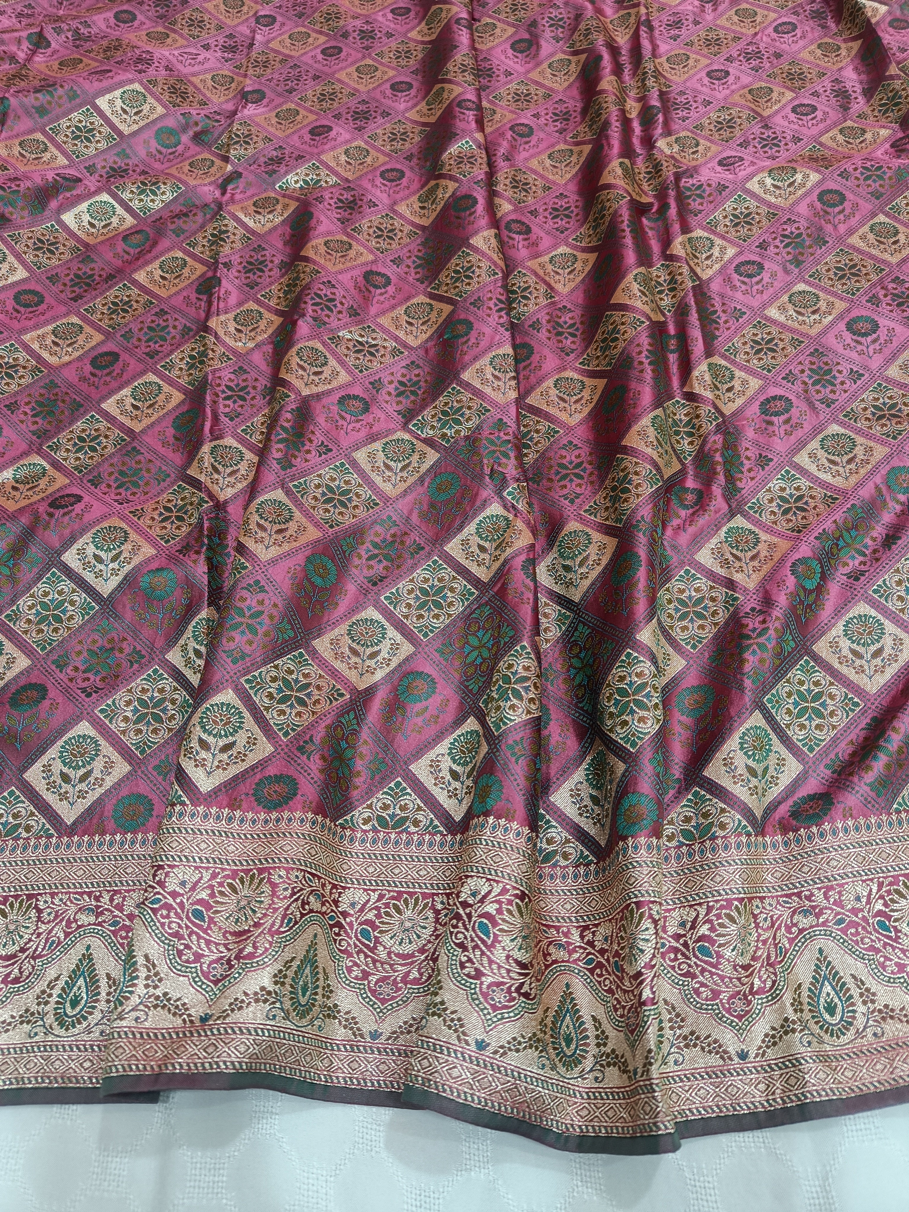 Classic Magenta Pink Banarasi Satin Silk Saree