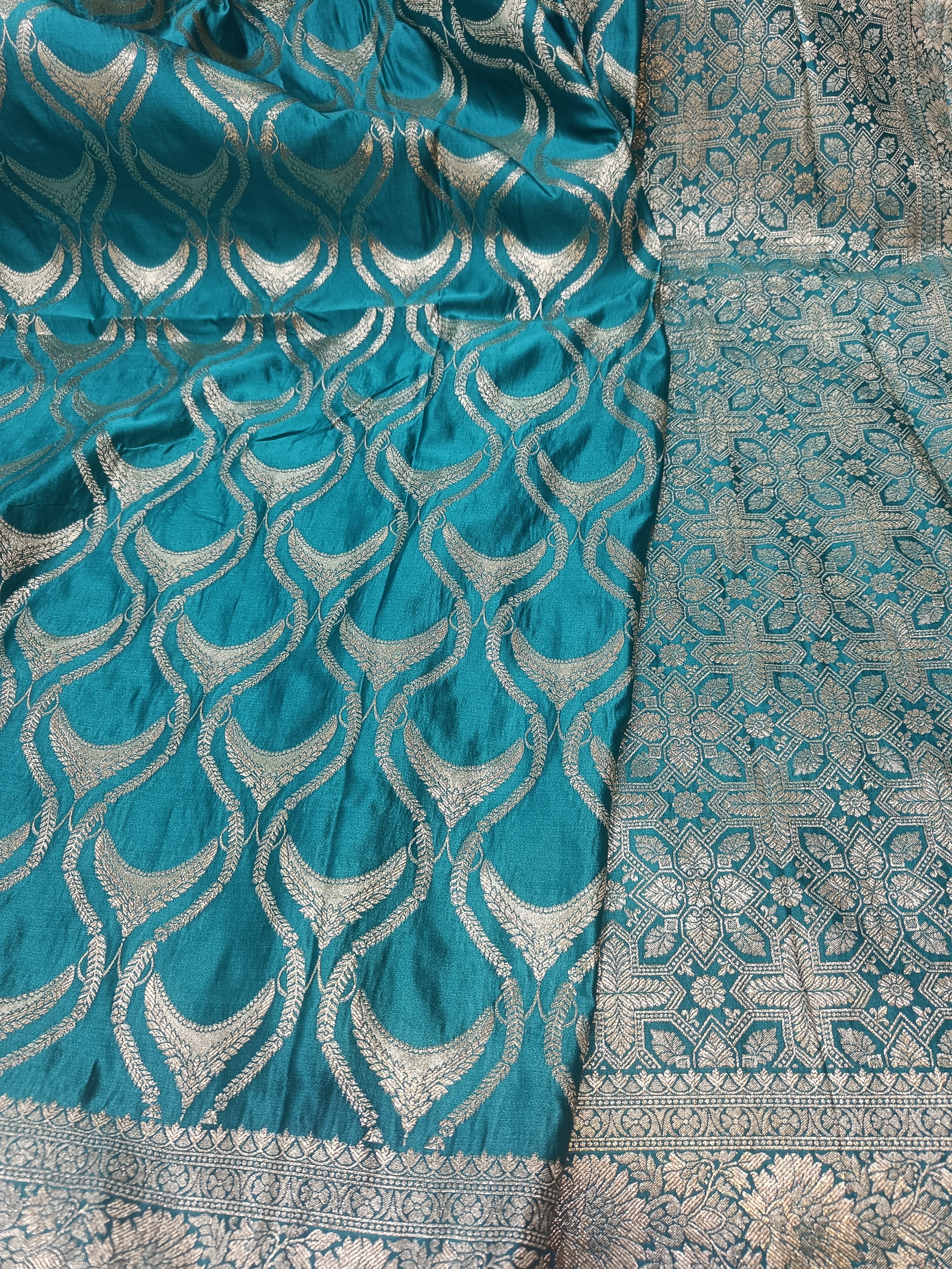 SP204 - Teal Blue Scallop Pattern Banarasi Satin Silk Saree