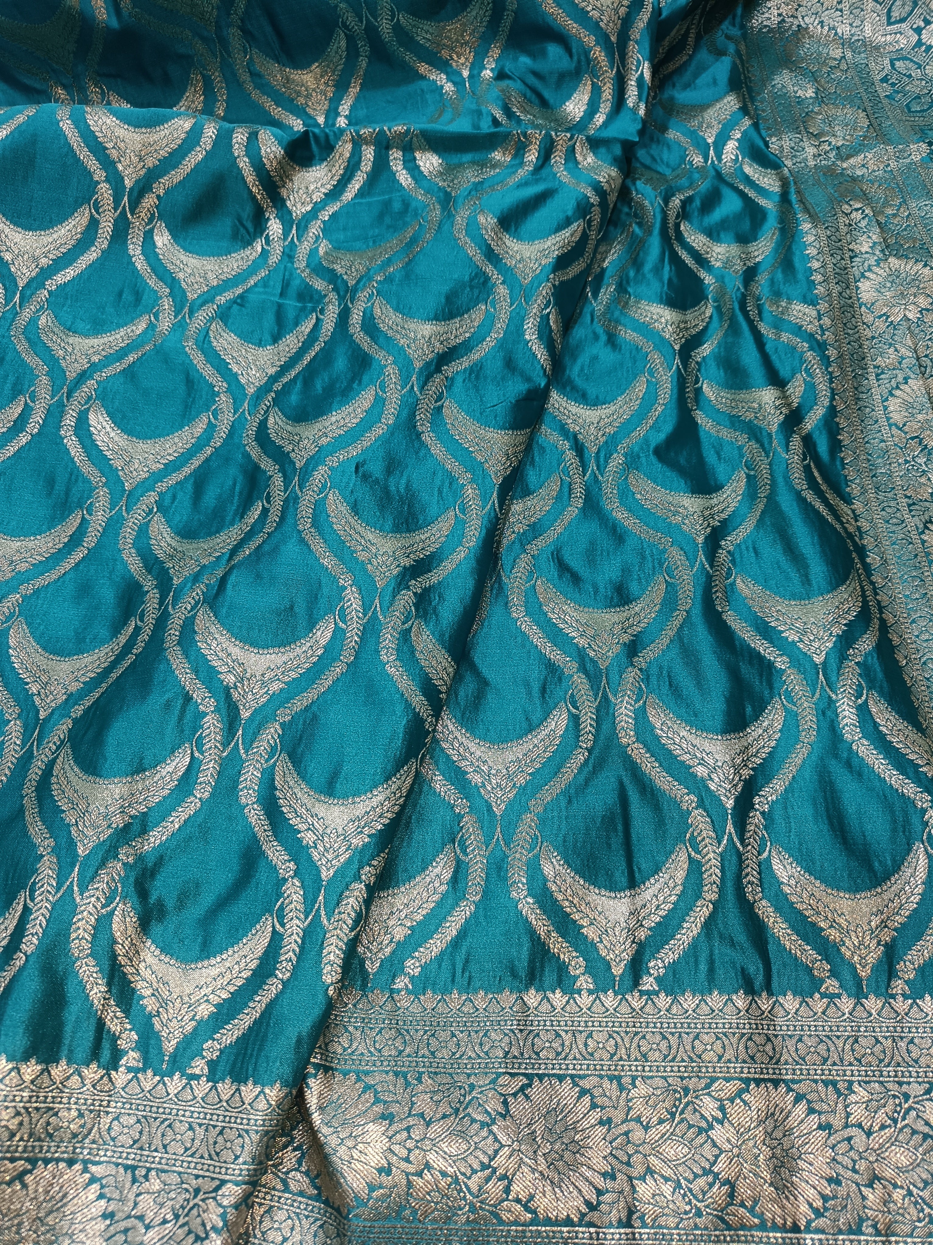 SP204 - Teal Blue Scallop Pattern Banarasi Satin Silk Saree