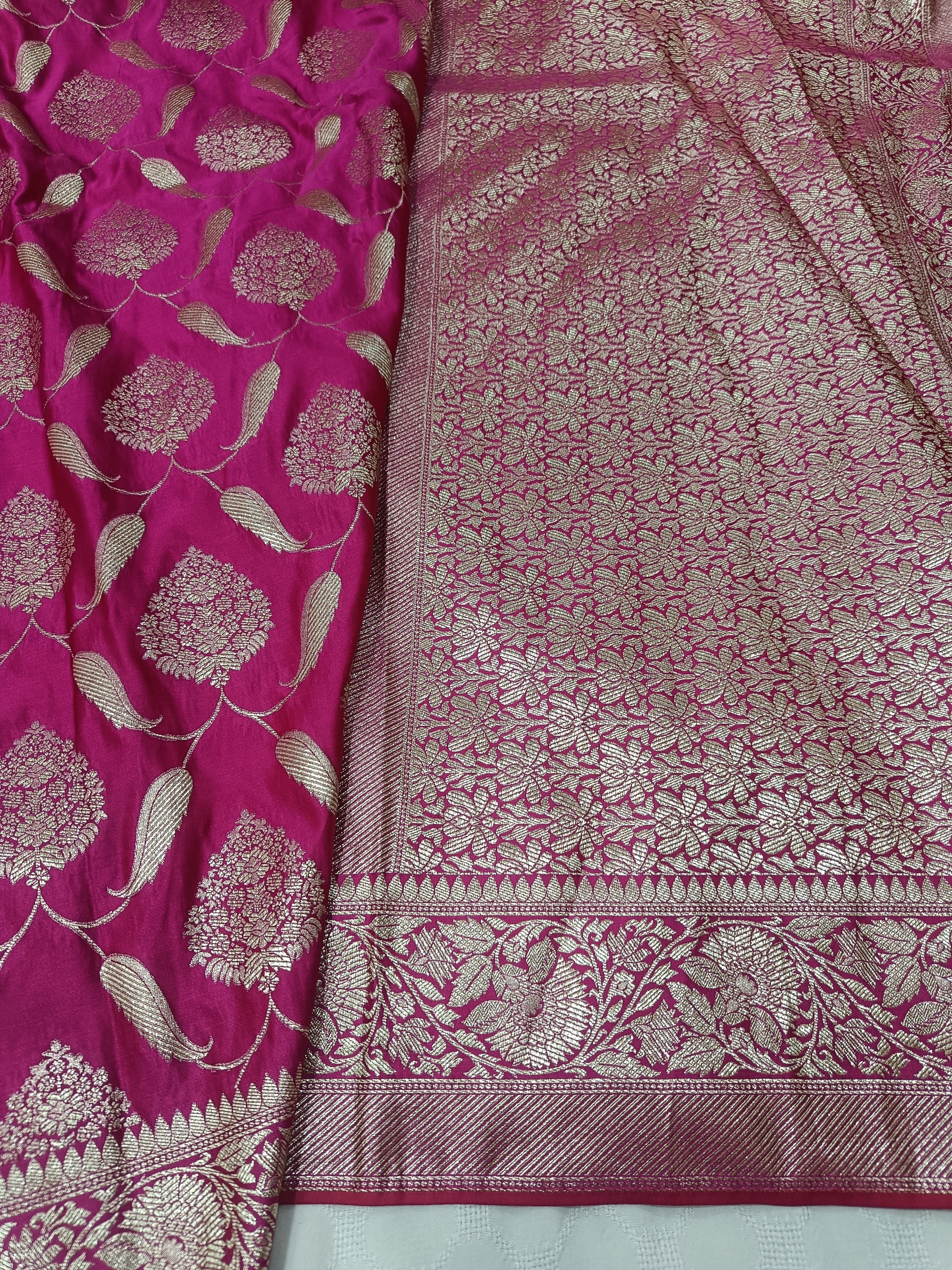 SP206 - Vivid Pink Paisley Leaf Banarasi Satin Silk Saree