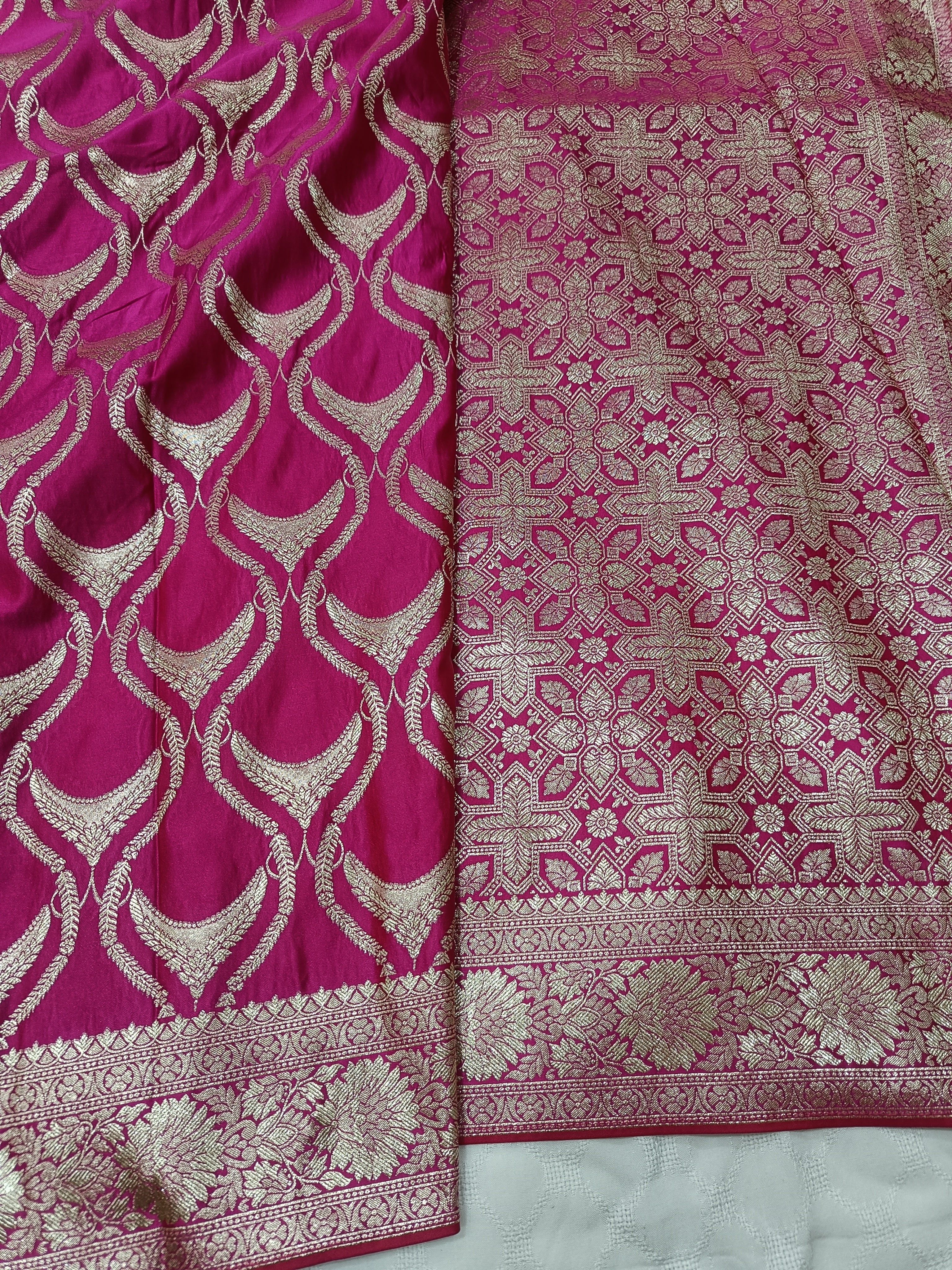 SP212 - Magenta Pink Scallop Geometric Banarasi Satin Silk Saree
