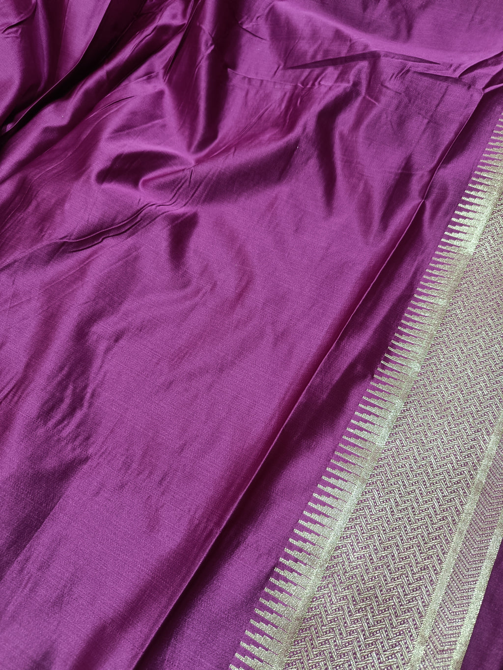 SP213 - Deep Purple Zari Tree Motif Banarasi Satin Silk Saree