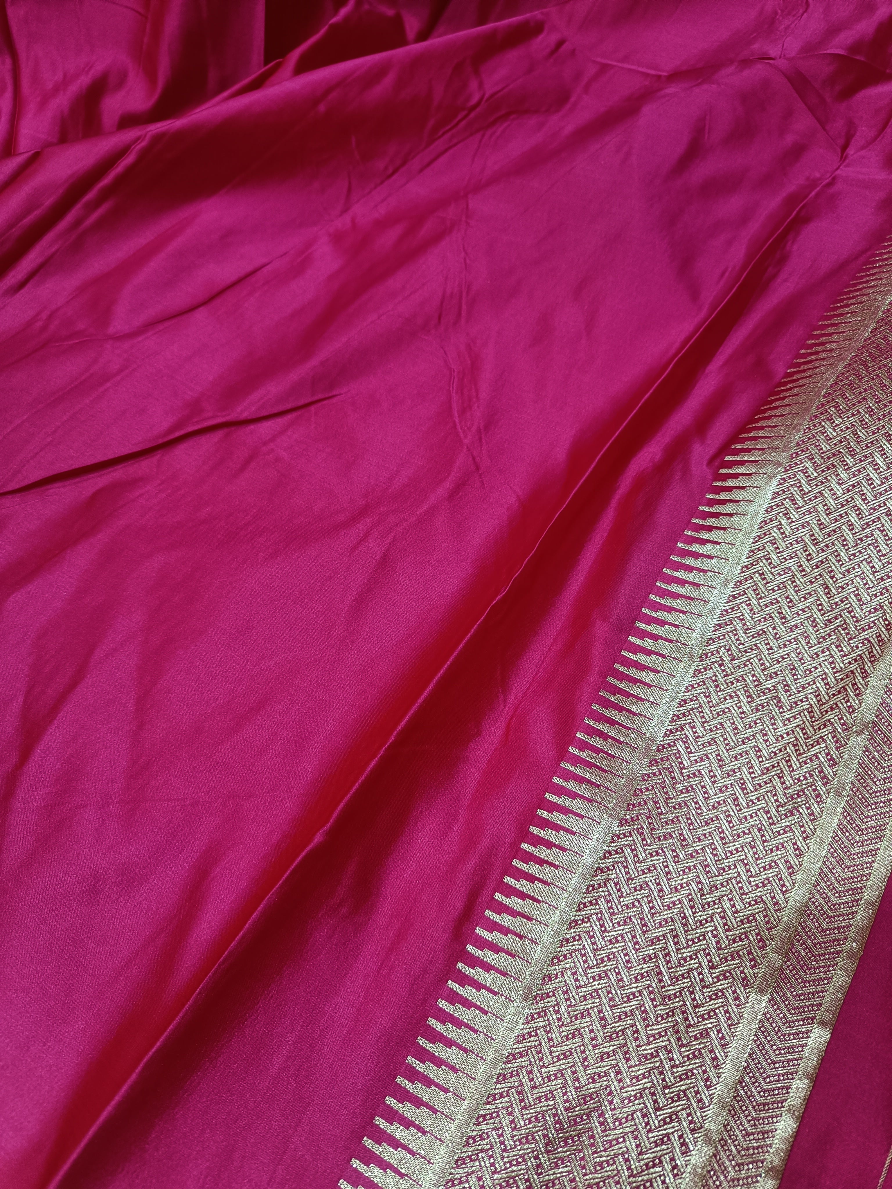 SP214 - Vibrant Magenta Tree Motif Banarasi Satin Silk Saree