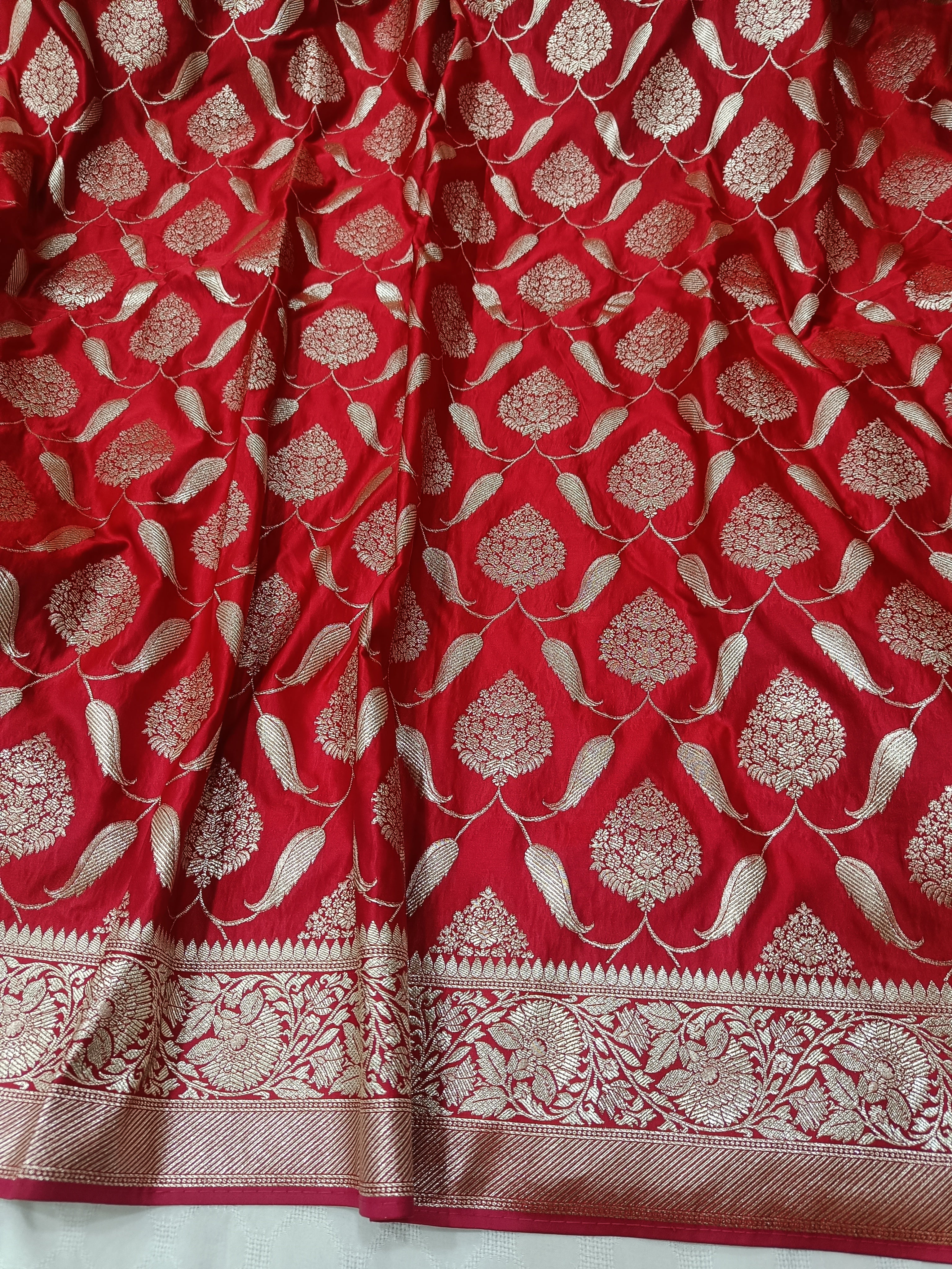 SP232 - Majestic Red Floral Vine Banarasi Satin Silk Saree